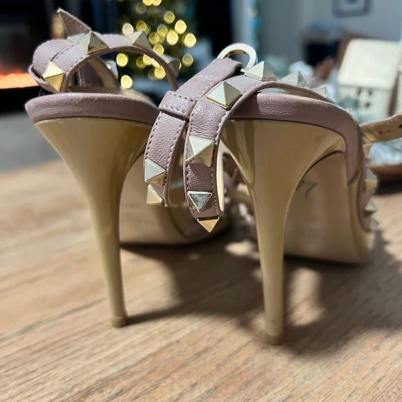 Valentino Rockstud Heels - Picture 3 of 5